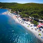 Villa Hacienda Matea - Oasis Of Romance Near The Beaches, Surrounded By Olive Trees, Pool, Jacuzzi And Playground, - Istria Pula