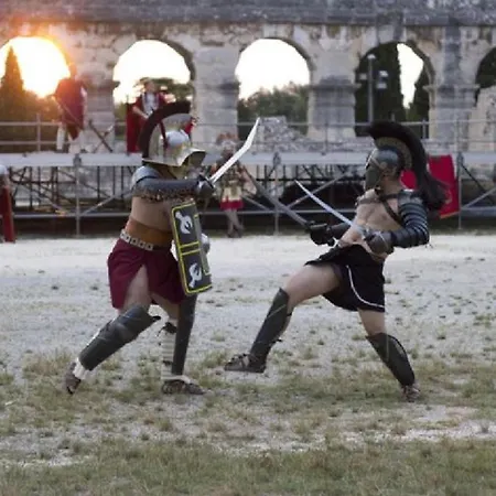 Hacienda Matea An Oasis Of Romance Near The Beaches, Surrounded By Olive Trees, Pool, Jacuzzi And Playground, - Istria Вилла Пула