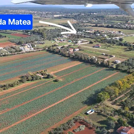 Hacienda Matea An Oasis Of Romance Near The Beaches, Surrounded By Olive Trees, Pool, Jacuzzi And Playground, - Istria Вилла *