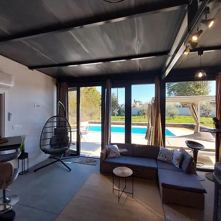 Hacienda Matea An Oasis Of Romance Near The Beaches, Surrounded By Olive Trees, Pool, Jacuzzi And Playground, - Istria Villa *