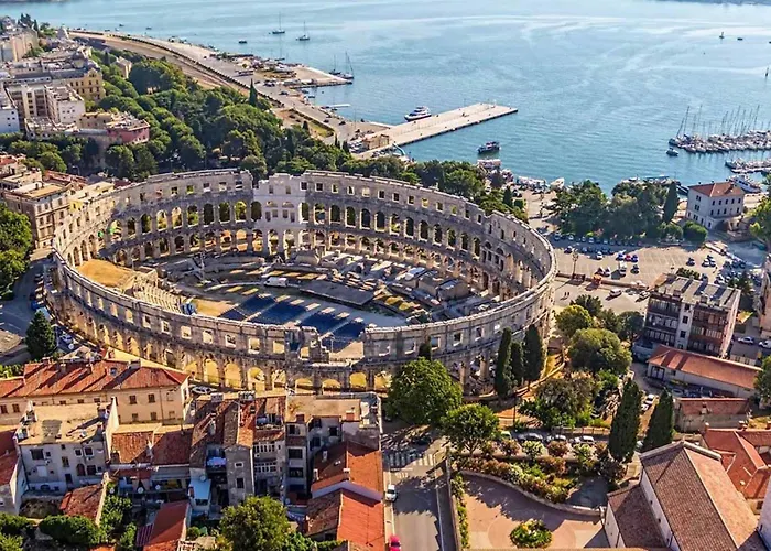 Vila Hacienda Matea - Oasis Of Romance Near The Beaches, Surrounded By Olive Trees, Pool, Jacuzzi And Playground, - Istria *