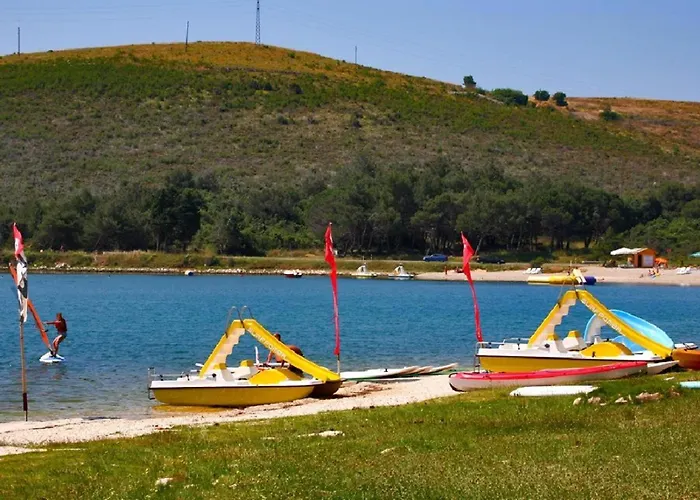 Hacienda Matea - Oasis Of Romance Near The Beaches, Surrounded By Olive Trees, Pool, Jacuzzi And Playground, - Istria Vila Pula