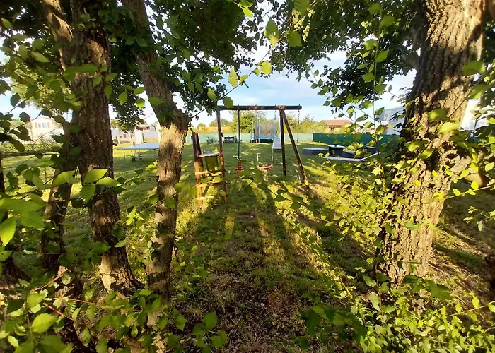 Hacienda Matea - Oasis Of Romance Near The Beaches, Surrounded By Olive Trees, Pool, Jacuzzi And Playground, - Istria *