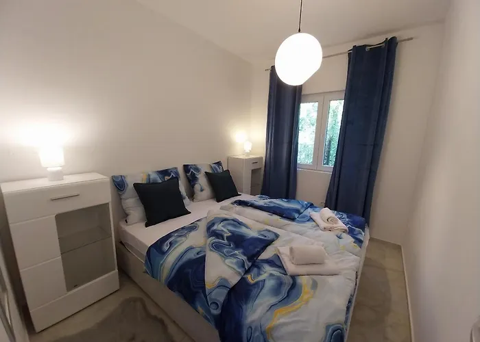 Hacienda Matea - Oasis Of Romance Near The Beaches, Surrounded By Olive Trees, Pool, Jacuzzi And Playground, - Istria Vila Pula