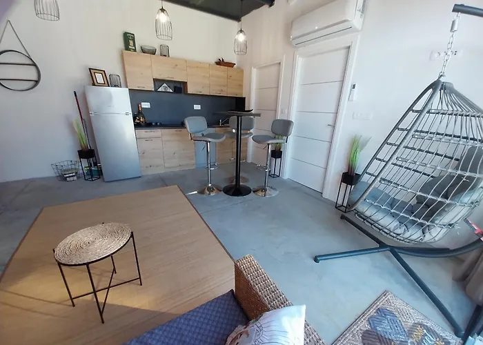 Vila Hacienda Matea - Oasis Of Romance Near The Beaches, Surrounded By Olive Trees, Pool, Jacuzzi And Playground, - Istria *