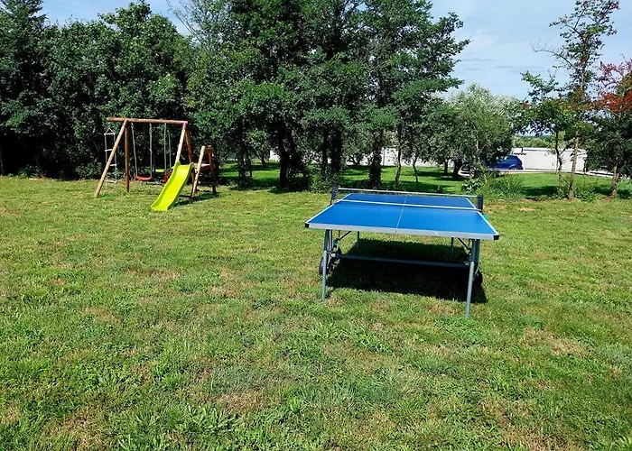 Vila Hacienda Matea - Oasis Of Romance Near The Beaches, Surrounded By Olive Trees, Pool, Jacuzzi And Playground, - Istria Pula