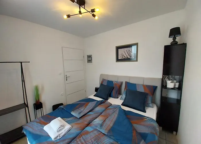 Hacienda Matea - Oasis Of Romance Near The Beaches, Surrounded By Olive Trees, Pool, Jacuzzi And Playground, - Istria