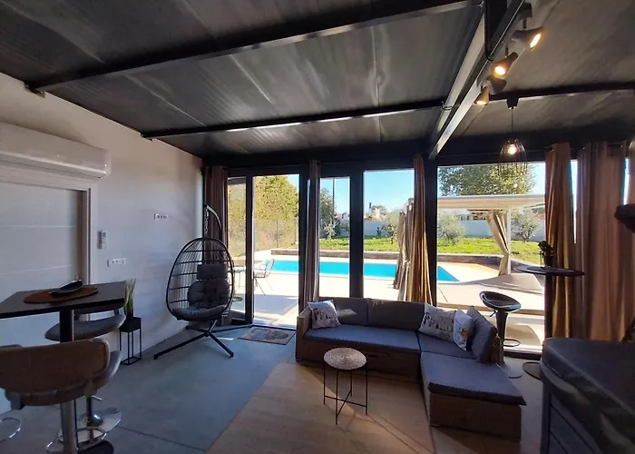 Hacienda Matea - Oasis Of Romance Near The Beaches, Surrounded By Olive Trees, Pool, Jacuzzi And Playground, - Istria Vila *