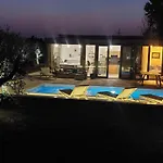 Hacienda Matea - Oasis Of Romance Near The Beaches, Surrounded By Olive Trees, Pool, Jacuzzi And Playground, - Istria Villa
